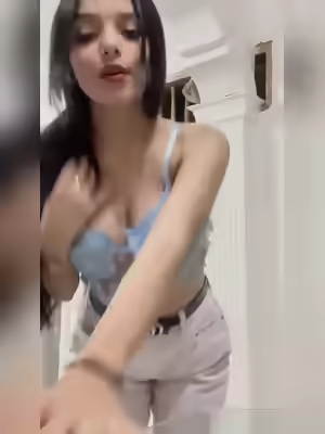 Chubby Latina Teen Clips