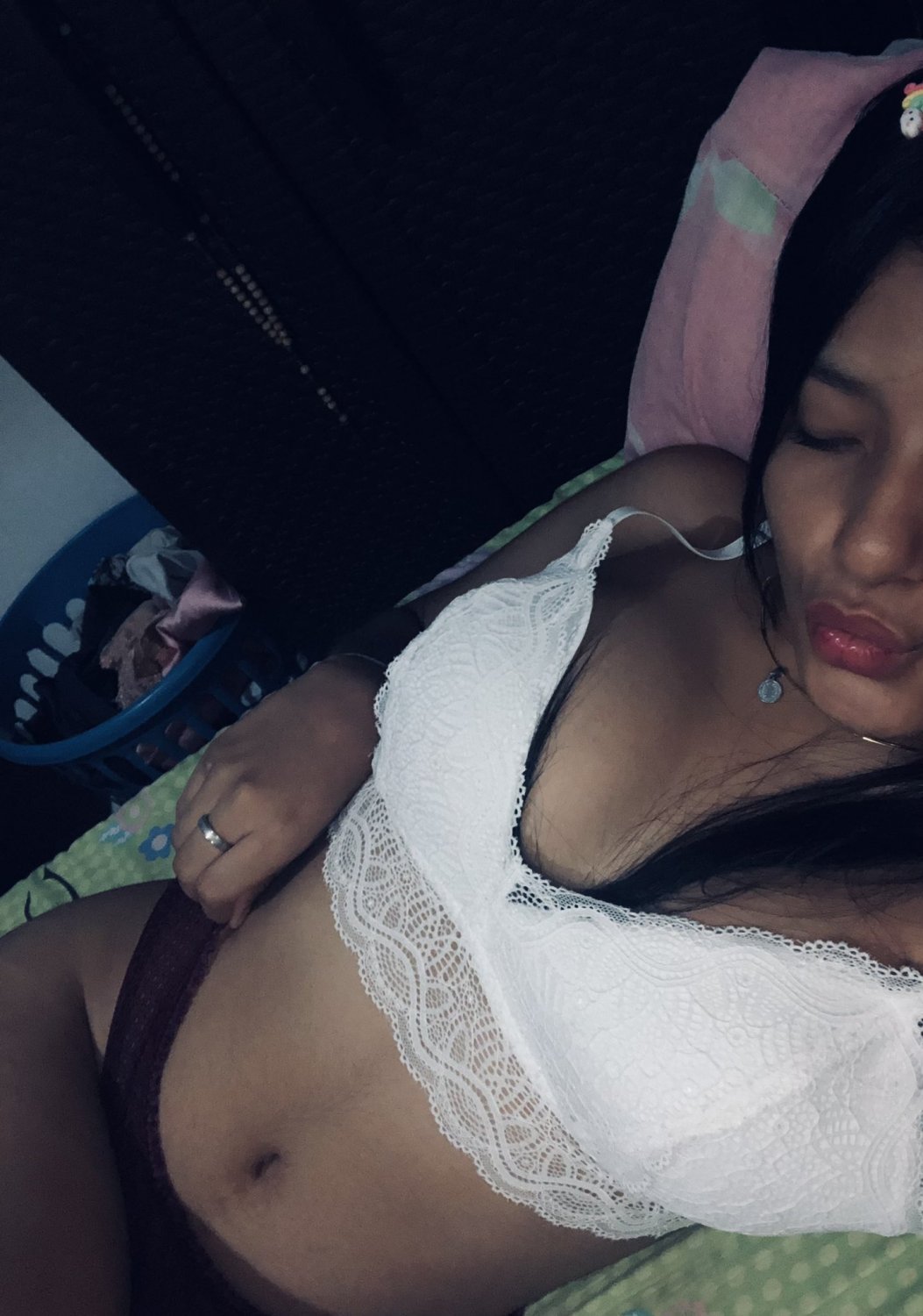 Hot Latina chubby teen Viral nude clips showing juicy boobs and bikini showing