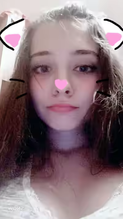 Cute Fresh 18-Year-Old Egirl Pussy Selfies