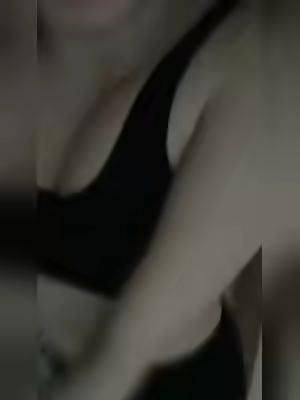 Cute Fresh 18-Year-Old Egirl Pussy Selfies