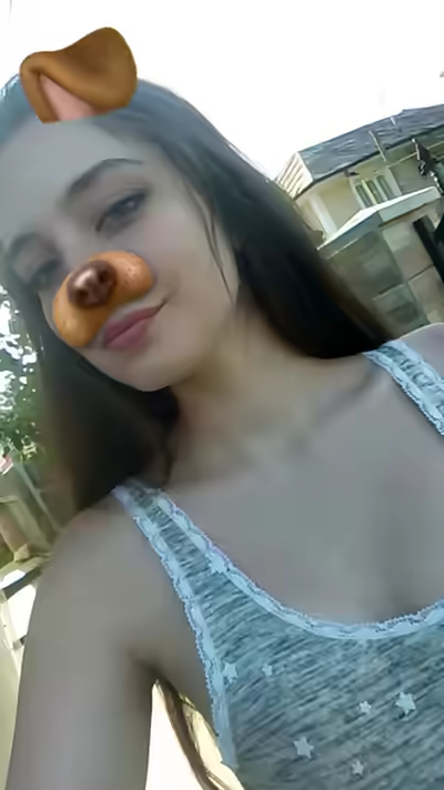 Cute Fresh 18-Year-Old Egirl Pussy Selfies