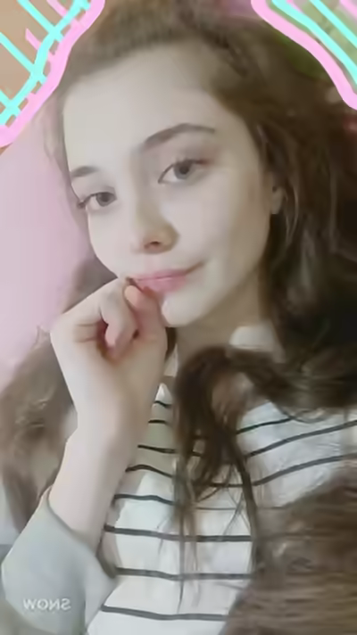 Cute Fresh 18-Year-Old Egirl Pussy Selfies