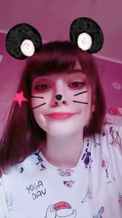 Cute Fresh 18-Year-Old Egirl Pussy Selfies