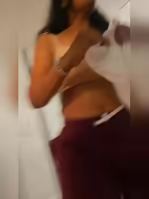 Sexy Videos Of Big Boobed Milf Ridhi