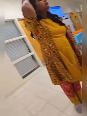 Ridhi, Sexy Desi Indian Brunette MILF