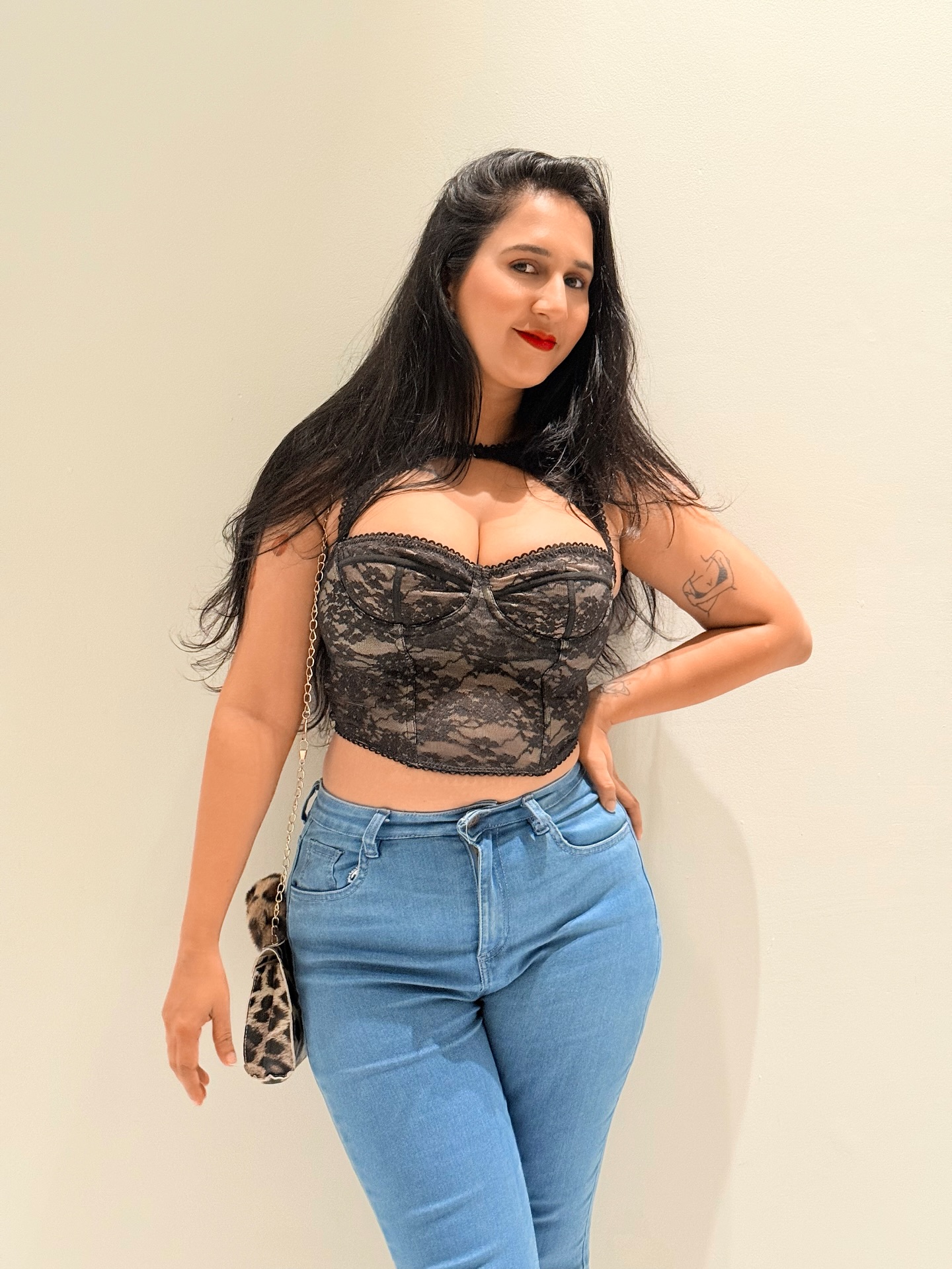 Sri Lankan Sexy Tiktoker Sewwandi Pathirana (@_zewwandii_) Leaked xxx
