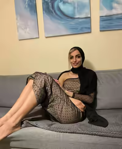 Sexy Hijab Girls