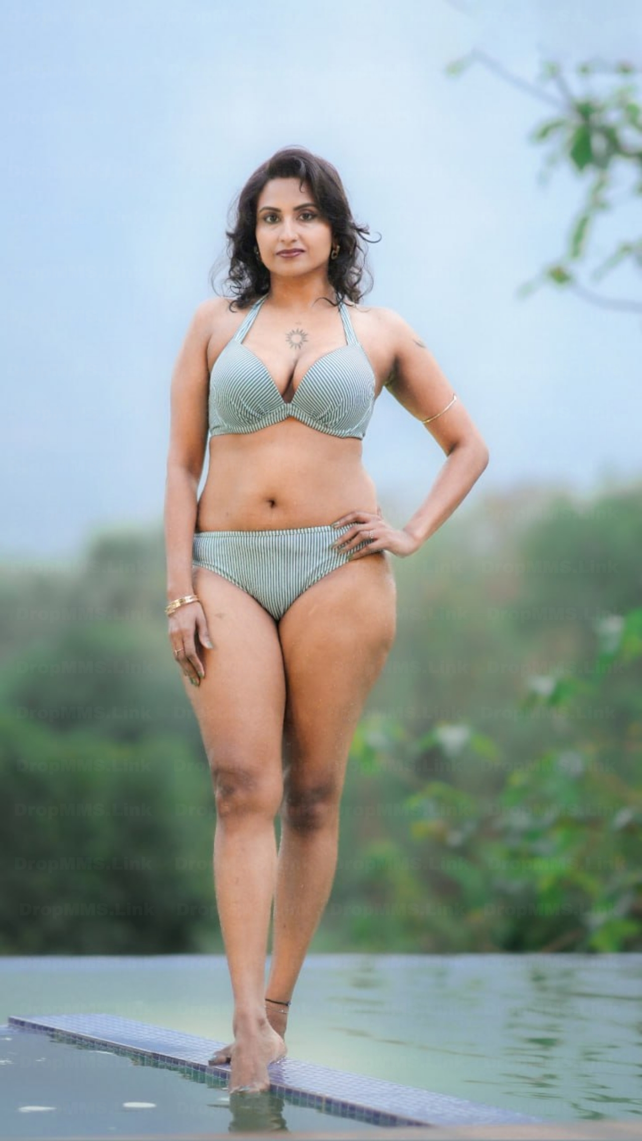 Mallu desi Shinu Syamalan hot instagram subscription