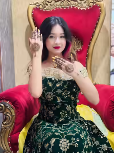 Desi Cuckold Sexy Modeling>Show