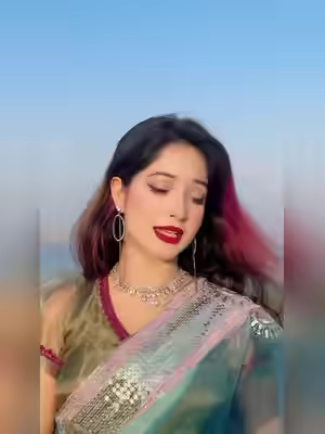 Desi Cuckold Sexy Modeling>Show