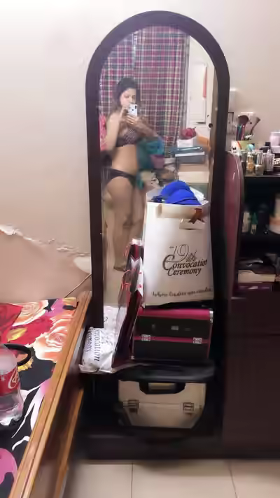 Aunty Nude 2026