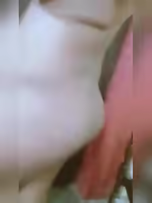 Chubby Desi Busty Teasing Show 🔥