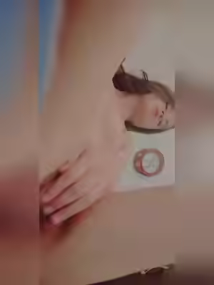 Kerala Mallu Hijjaby Muslim Indian Milf Aunty Enjoying Leak Viral