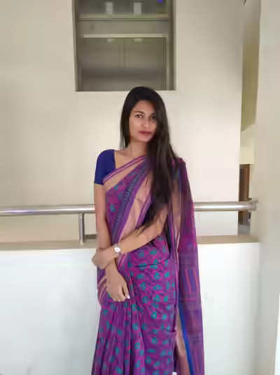 Kerala Mallu Hijjaby Muslim Aunty Enjoying漏斗