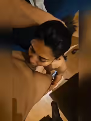 Kerala Mallu Hijjaby Muslim Aunty Enjoying漏斗