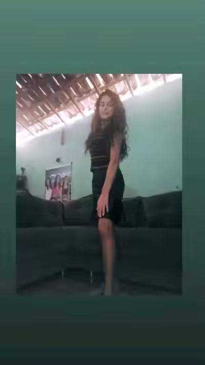 Anny Caroline International Nude