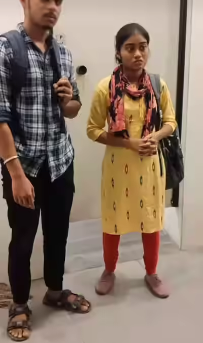 Bangladeshi Girl Caught Fucking in Bathroom