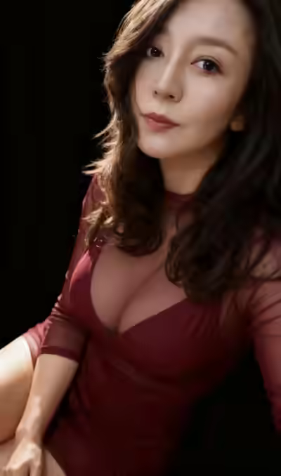 Eva Wang: International Slut 2026