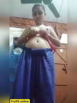 Beautiful Chubby GF Nude