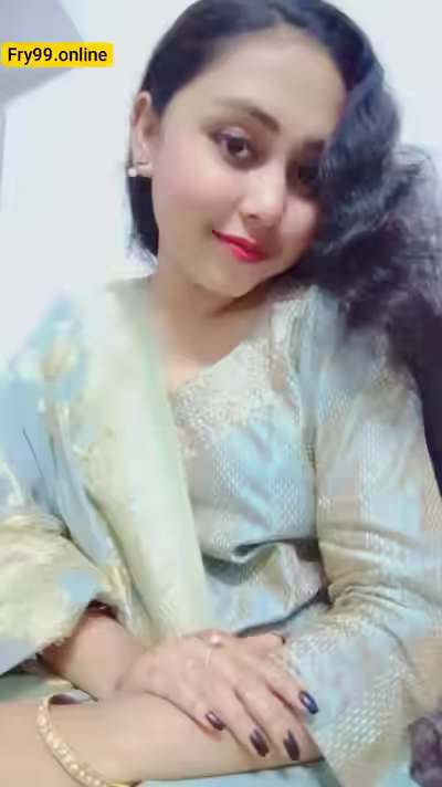Beautiful Chubby GF Nude