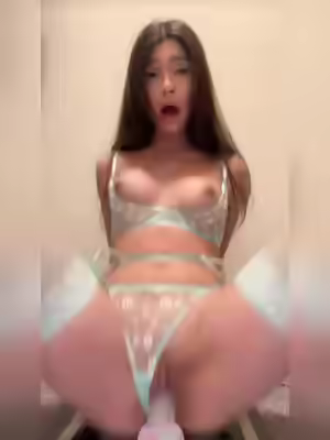 Desi Cute Cuckold Modeling Show