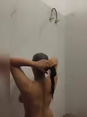 Bangladeshi Chubby Girl in Hotel Scene