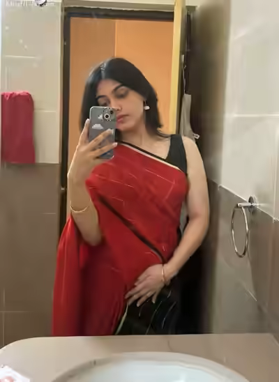 Cute Desi Indian Girlfriend Nude