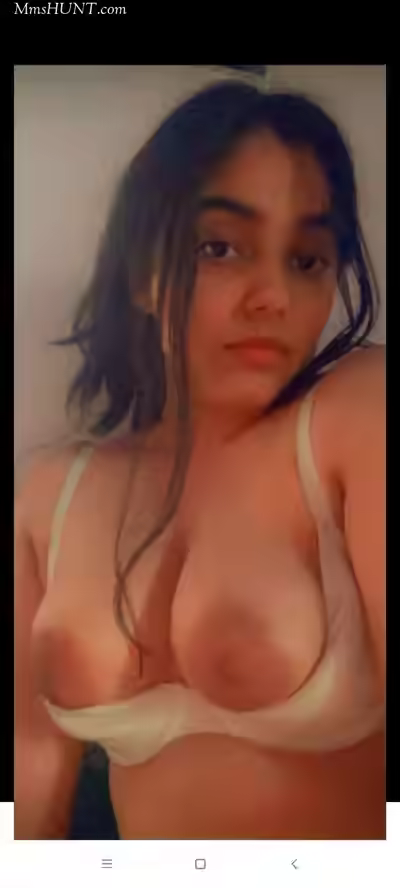 Cute Desi Indian Girlfriend Nude