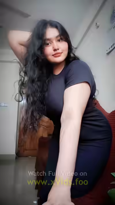 Bangladeshi Tiktoker Shows Off Big Boobs