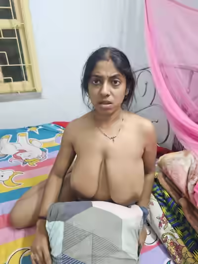 Indian Cheating Bhabi Gets HardcoreFuck