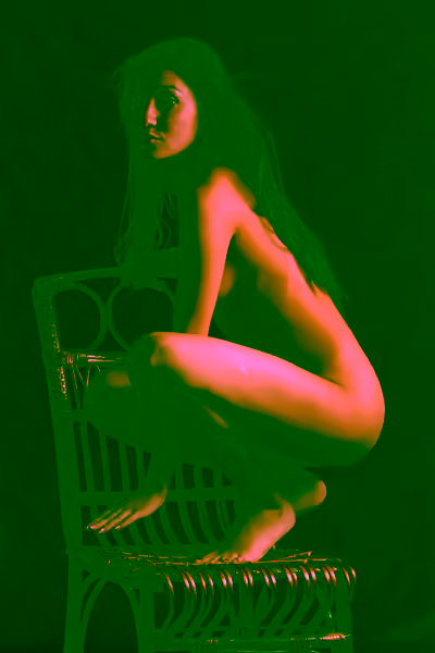 Amanda Strips Naked