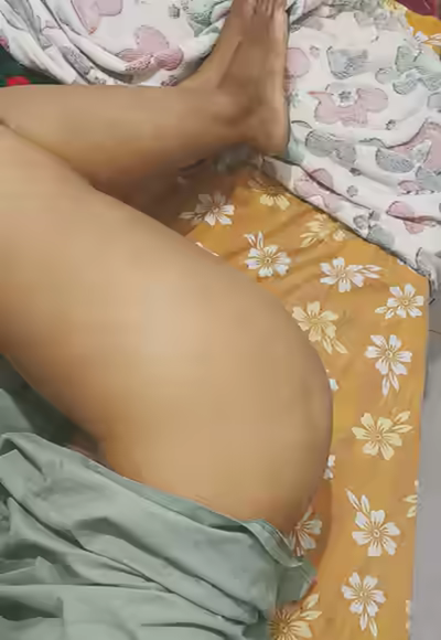 Indian GF Fingering and Moaning