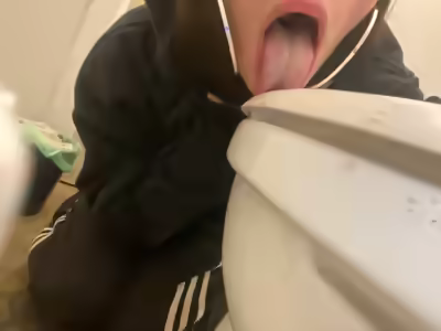 Ass, Pussy, Tits, and Face: Your Girlfriend/Wide Exposure