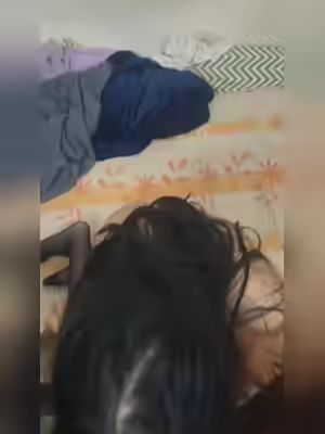 Boyfriend Exposes Teen Girl's Nude
