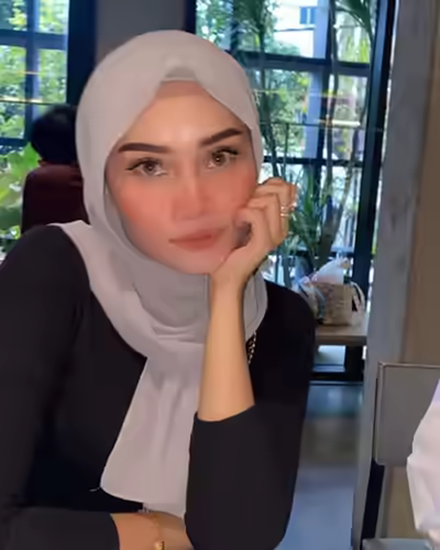 Beautiful Hijabi Cum Out Leicester