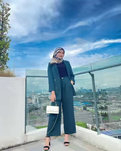 Beautiful Hijabi Cum Out Leicester