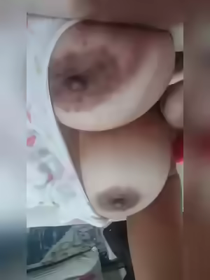 Gostoso Peito Para Mamar