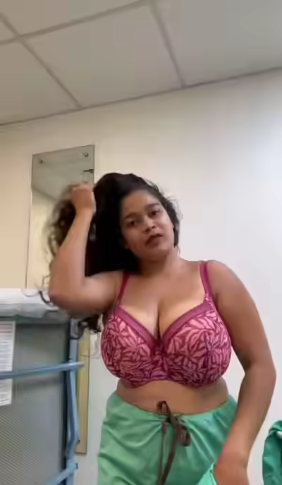 Chubby Girl With Big Boobs