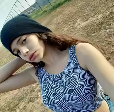 Busty 19yo Tamires