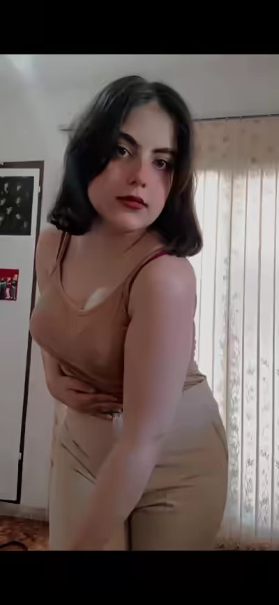 Iran Girl Bra Pose Showcasing Boobs