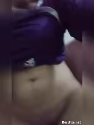 Pakistani Girl Shows Big Boobs