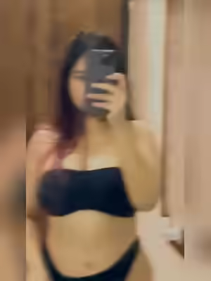 My Desi Indian Girlfriend Loves Doggy Style