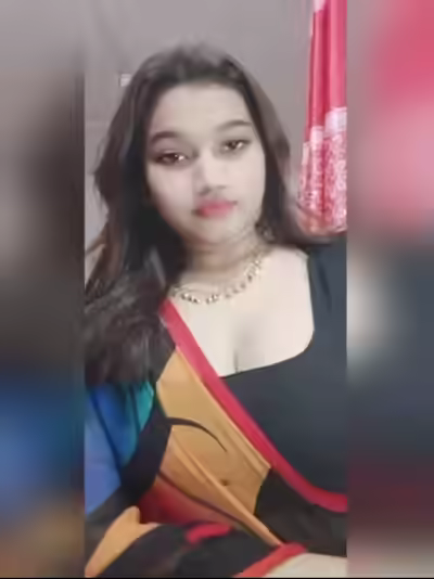Bangladeshi big boobs hot girl show her big booobs, pussy and fuck doggy by boyfriend