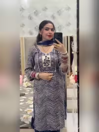 Indian Desi Boudi Using Cucumber