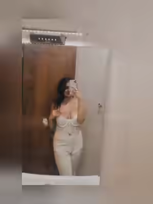Bangladeshi Girls Flash Boobs and Fuck Boyfriend
