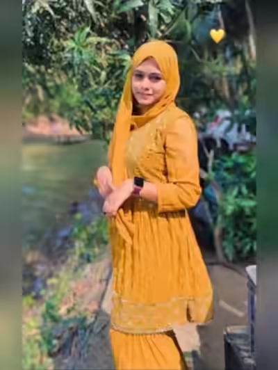 Bangladeshi Hajib Girl with Big Boobs