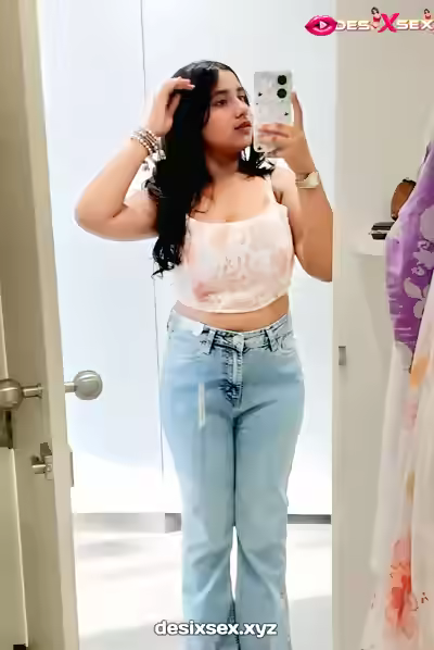 Big Boobs Indian Girlfriend Rubbing Her Pussy