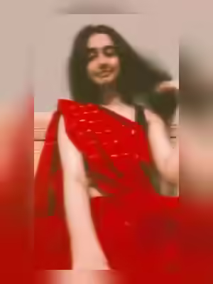Bangladeshi Young Cute Girl Finger Fucking Her Pussy