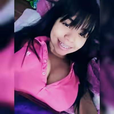 Emily Freitas, Big Tits