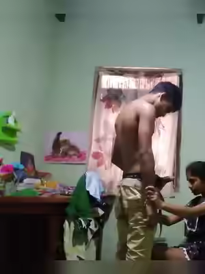 Sri Lanka House Owner Fucks His Maid